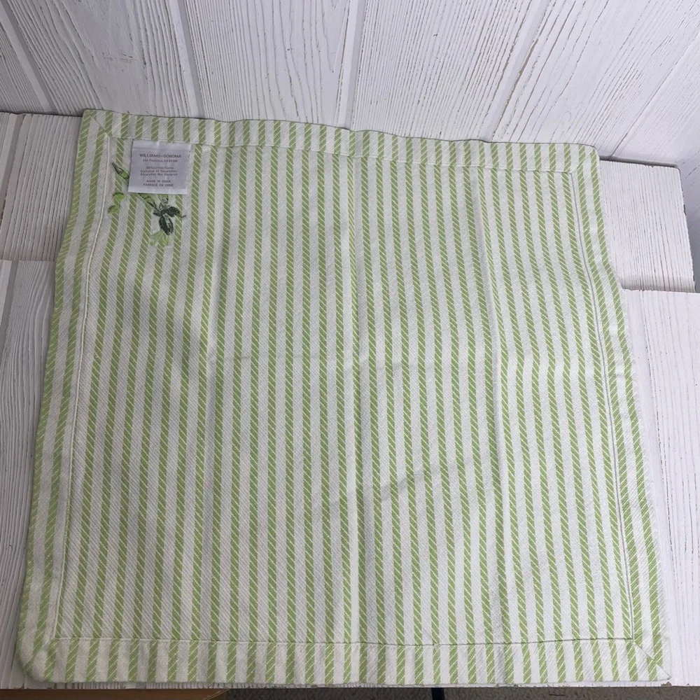 4 Vintage Williams Sonoma Napkins Pea Pods Peas Green White Stripes 19” Square